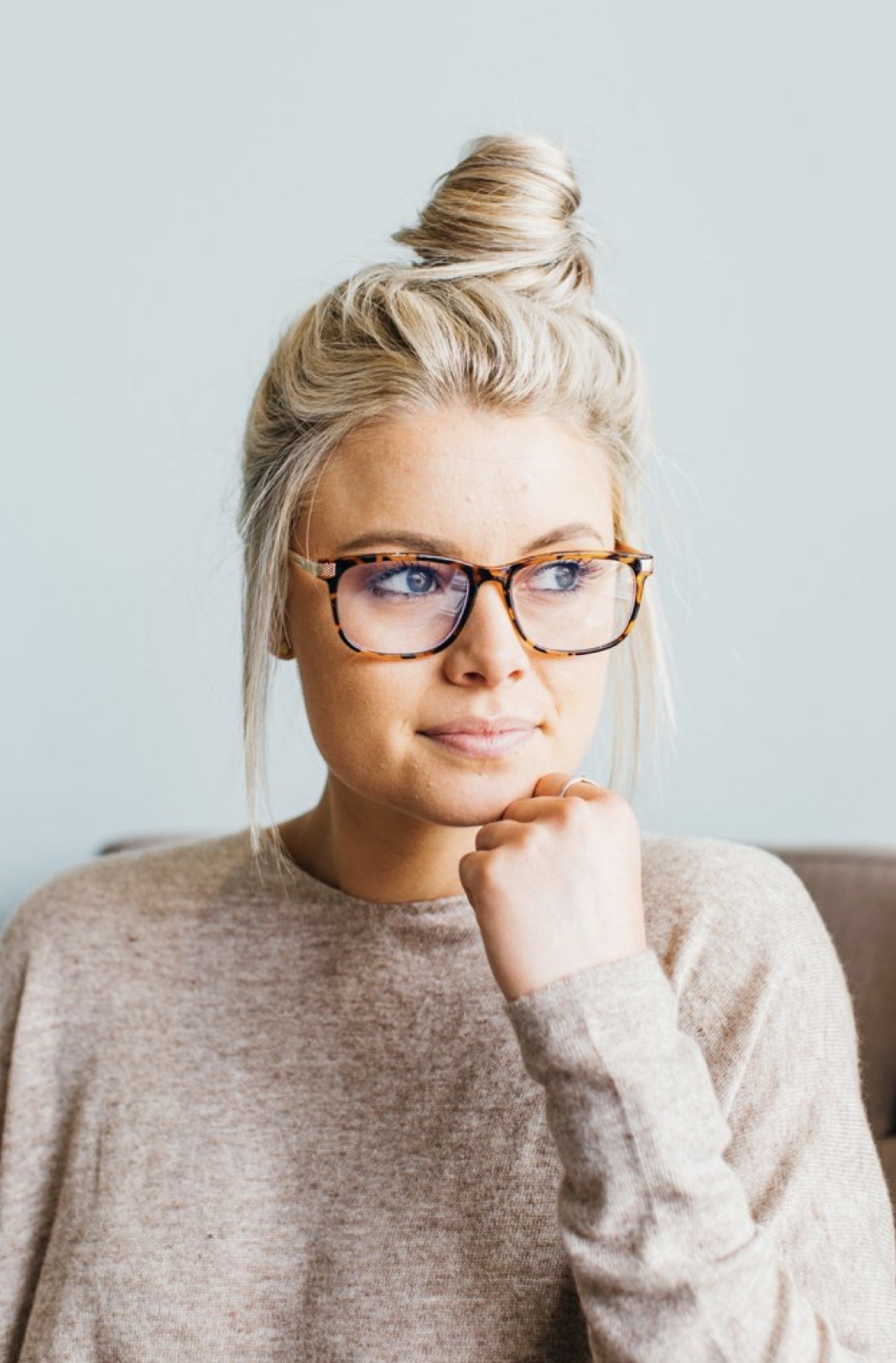 LadyBoss Journal story: Stylish Readers for Women Over 35: Welcome to the Small Print Era