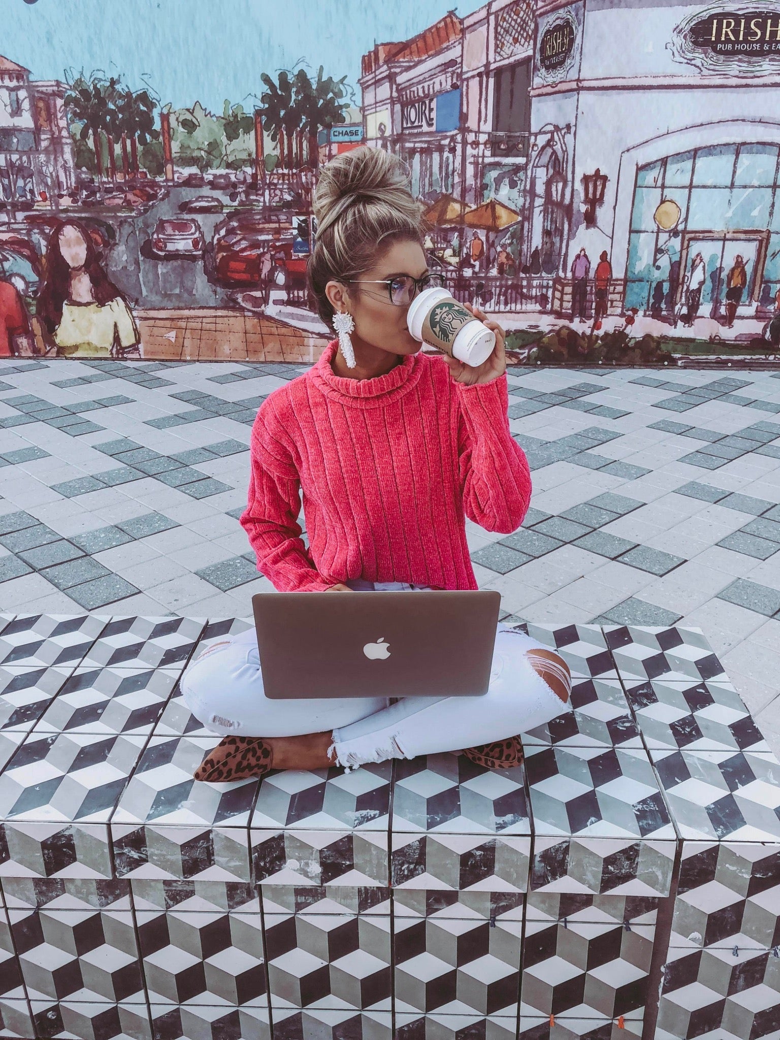 Prescription Glasses for Women: How to Buy Online with Confidence