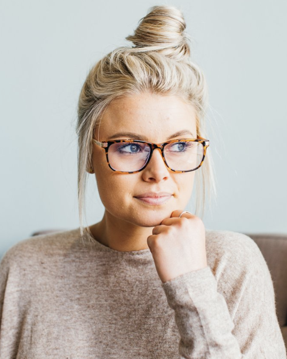 Model wearing LadyBoss Dimensions eyeglasses in Leopard #frame color_leopard