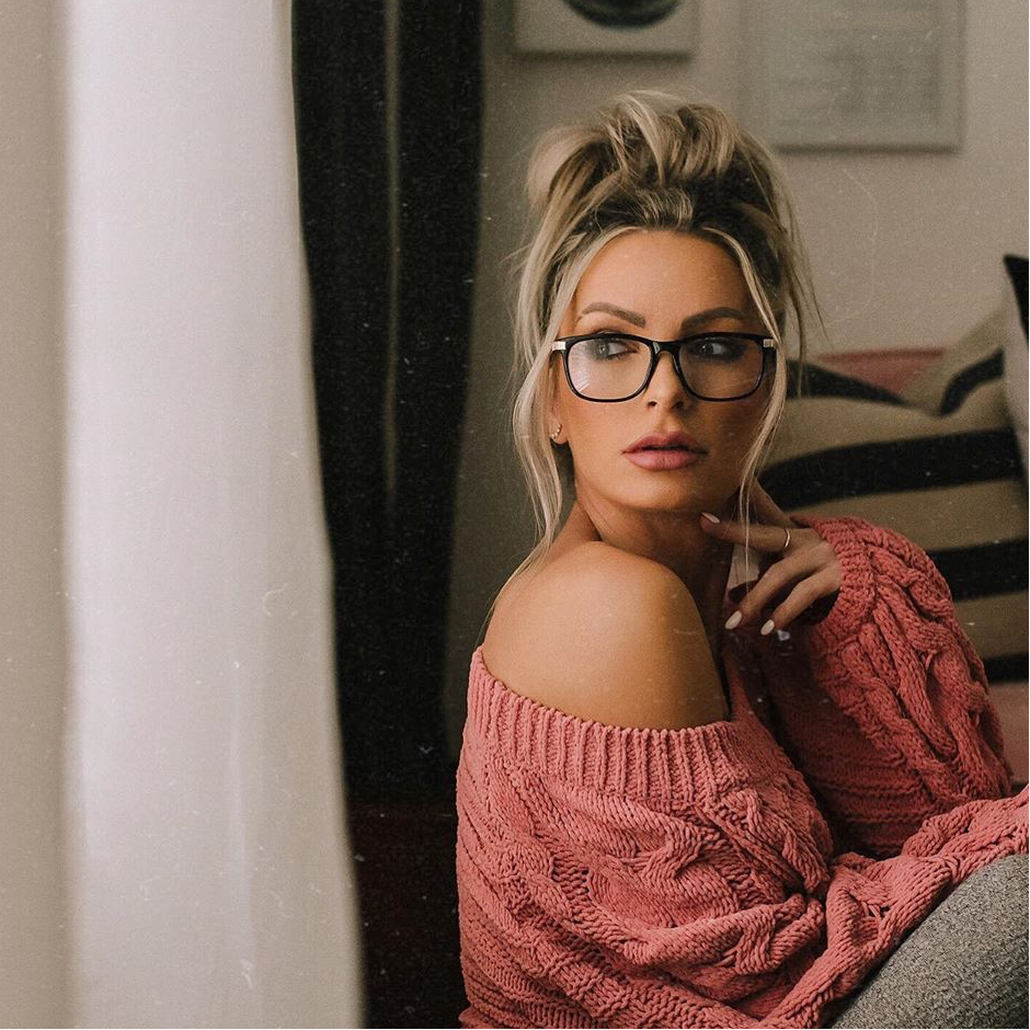 LadyBoss Journal reading glasses path