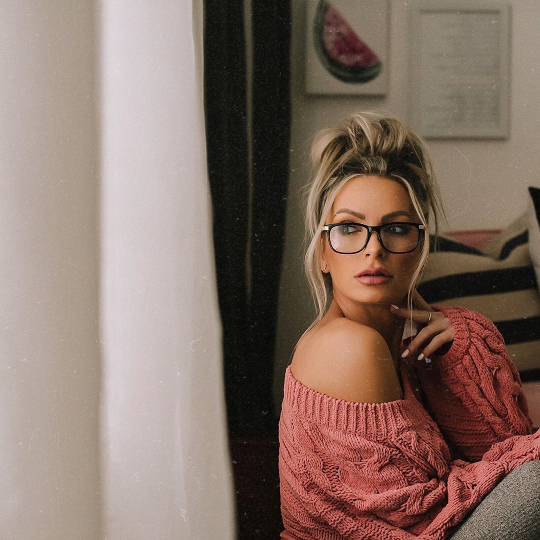 Model wearing LadyBoss Dimensions eyeglasses