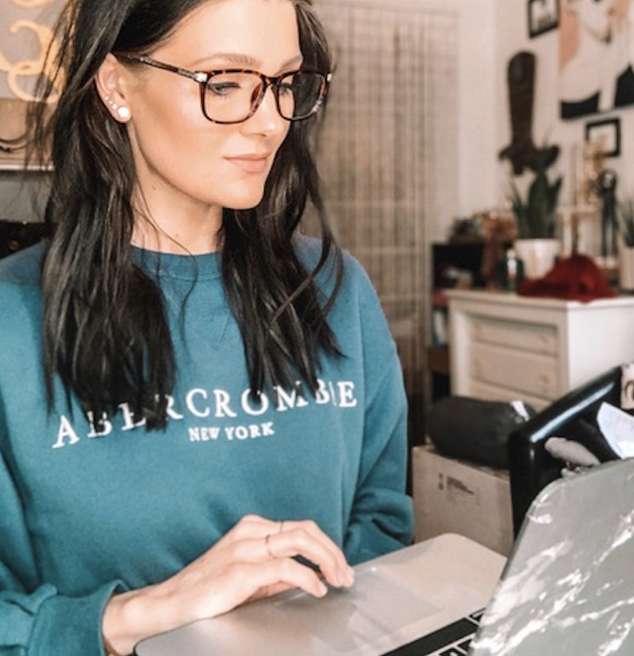 LadyBoss Journal story: The Camera Turned On Before She Was Ready