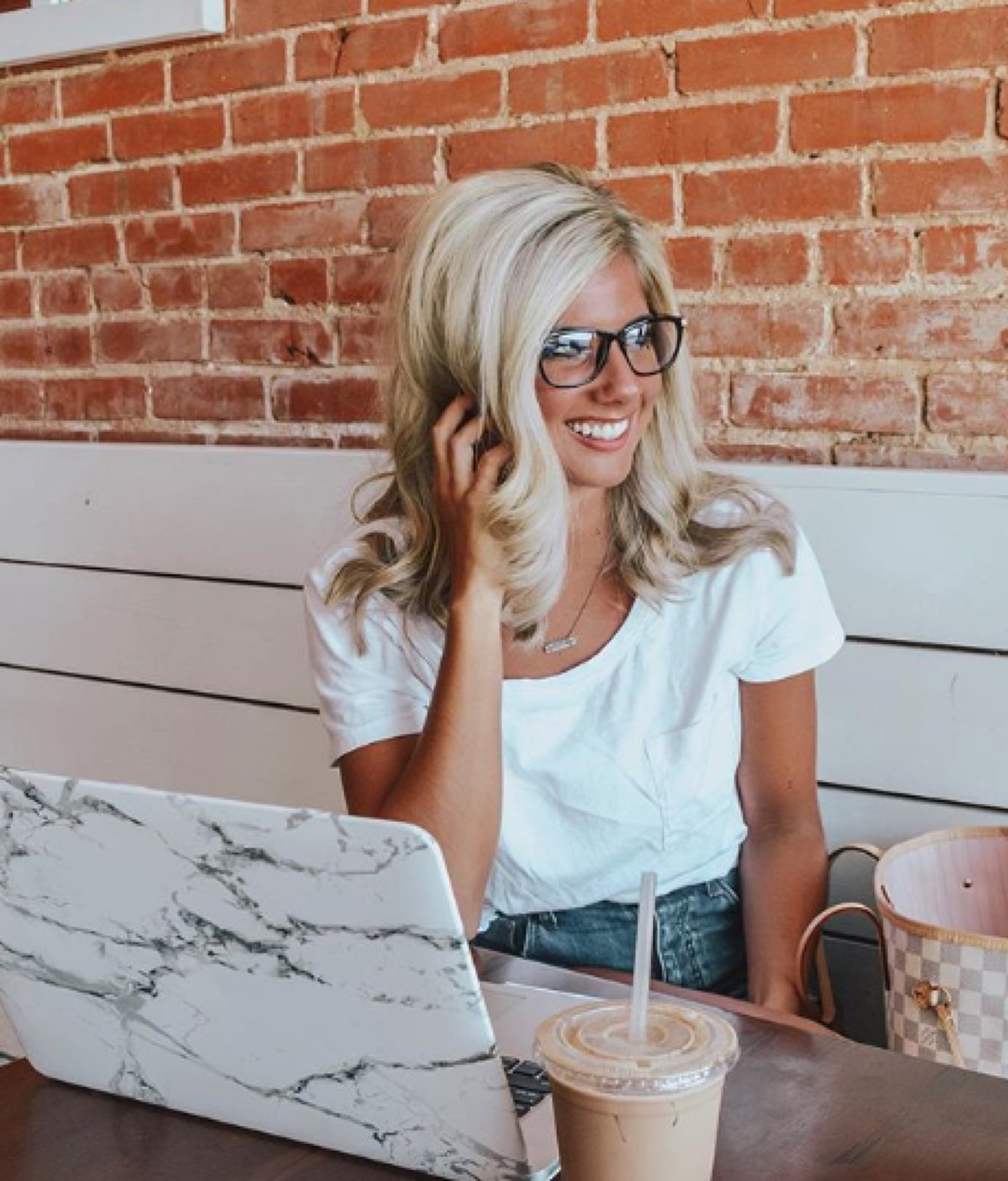 LadyBoss After Hours Journal story: The Mirror Selfie Has Been Submitted Into Evidence, Friday Edition