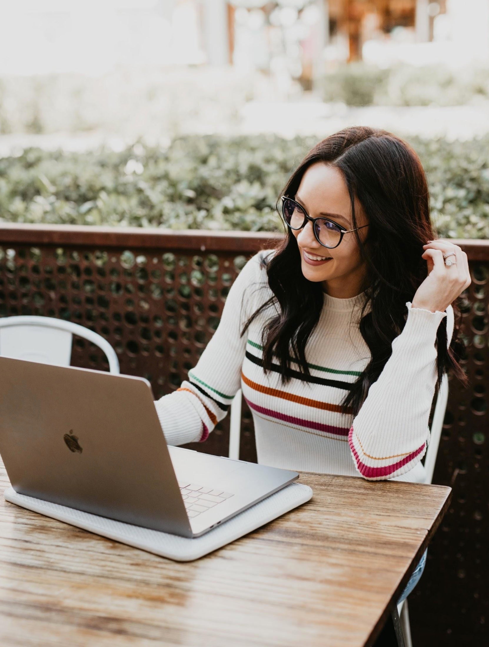 LadyBoss Journal story: Prescription Glasses and the Parking Lot Mirror Test