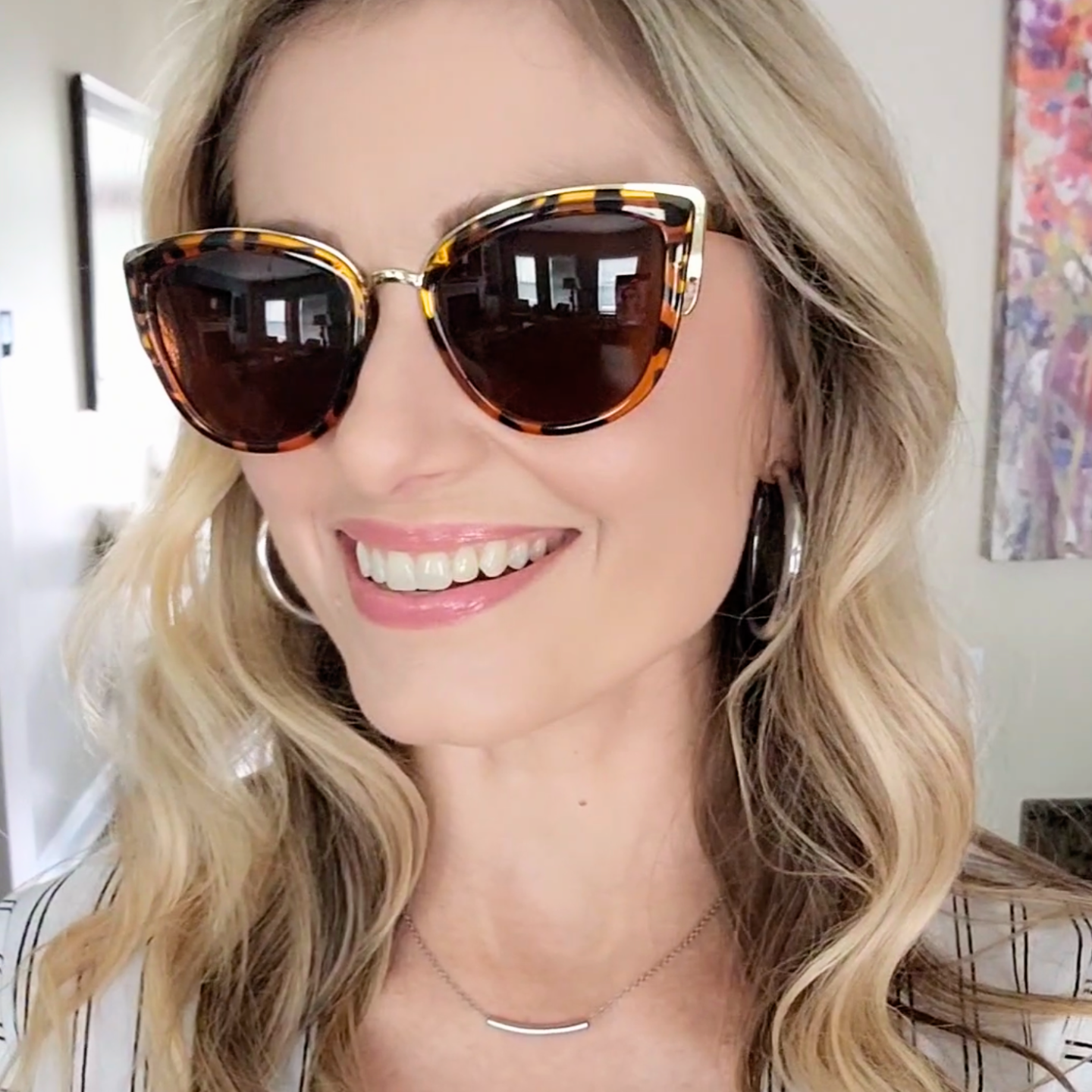 Model wearing LadyBoss Mavens sunglasses in Leopard #frame color_leopard