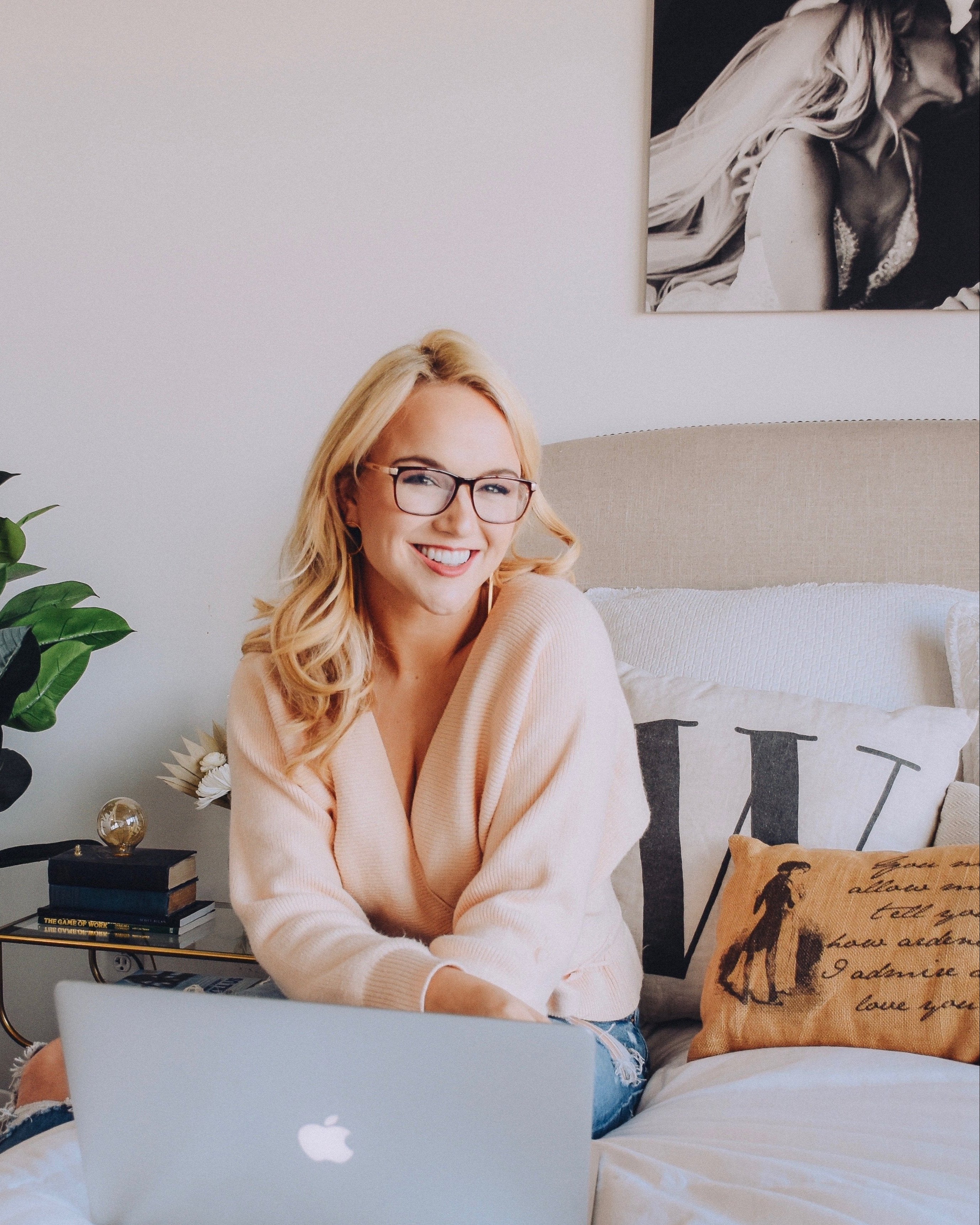 Model wearing LadyBoss Dimensions eyeglasses in Earth Brown #frame color_earth brown