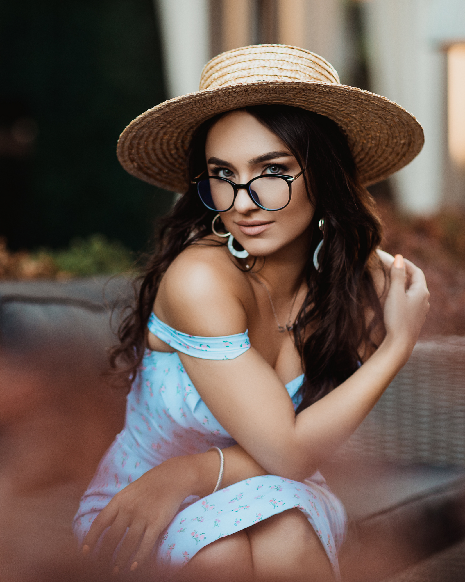 Model wearing LadyBoss Icons eyeglasses in Black